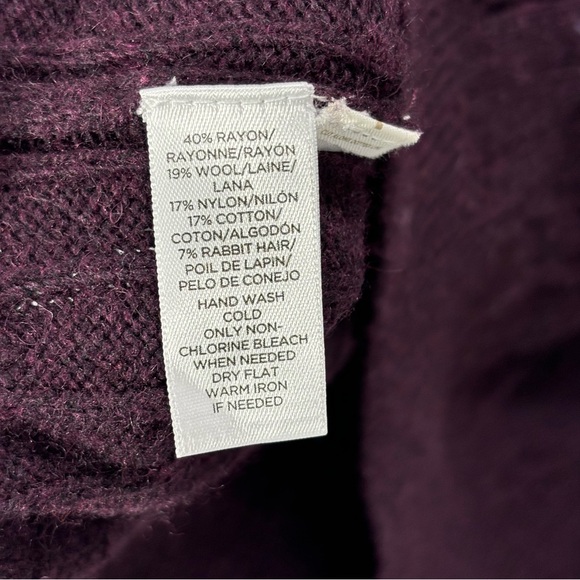 Ann Taylor LOFT Petites Rabbit Hair Wool Sweater Purple Sz S Cable Knit V-neck - Picture 5 of 6